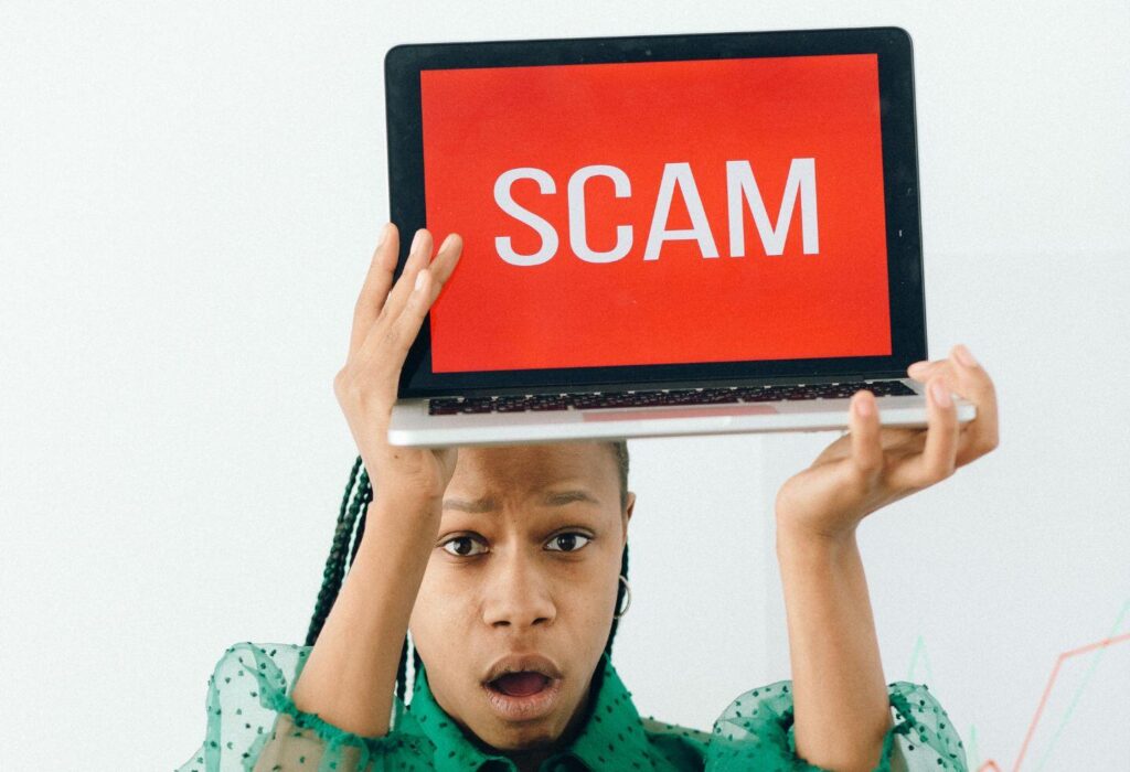 How To Avoid Online Holiday Scams: 10 Tips From Experts