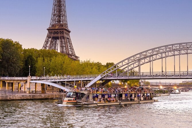 Paris Seine River sightseeing